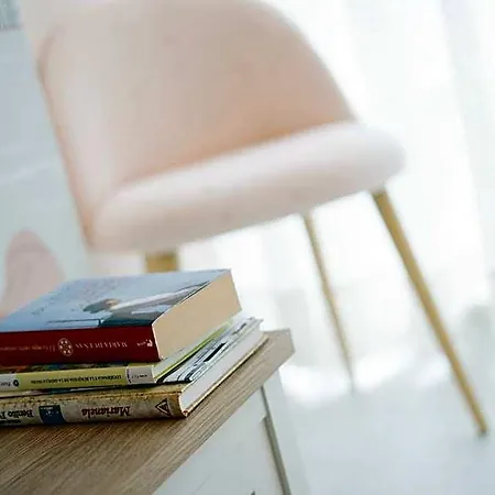 Aparthotel Boutique Casa Cigarran 4*
